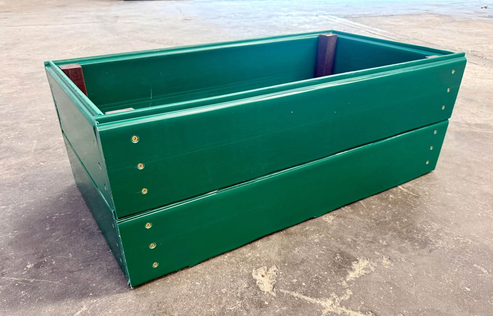 Rectangular Dekmar recycled HDPE planter in green